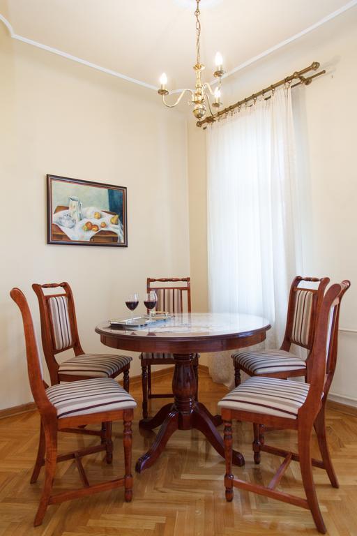 Central Belgrade Apartments 1 Room photo